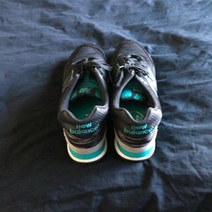 Men’s size 9 New Balance Sneakers